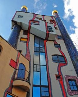 Blick auf den Hundertwasserturm