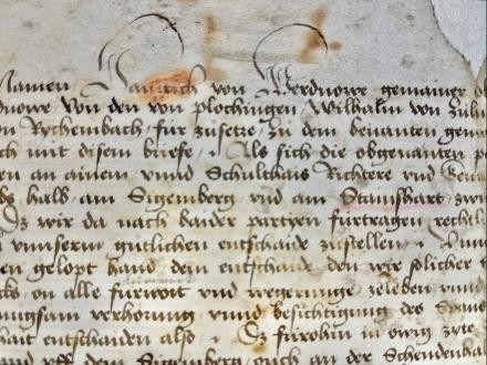Foto: Michael Mikolajczak Historische Handschrift über Plochingen.